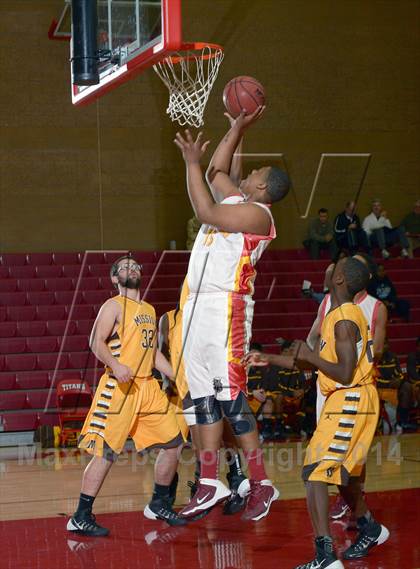 Thumbnail 2 in Mission vs. Encina Prep (Common Good Classic) photogallery.