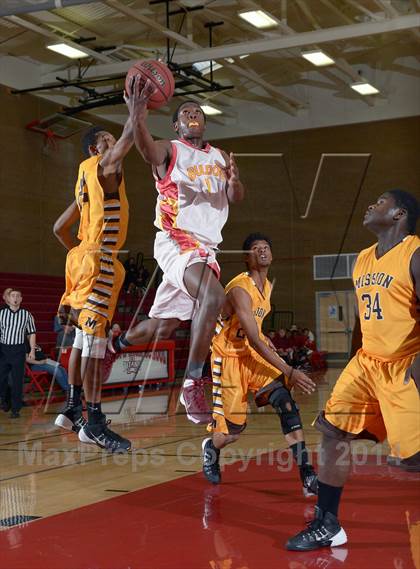 Thumbnail 2 in Mission vs. Encina Prep (Common Good Classic) photogallery.