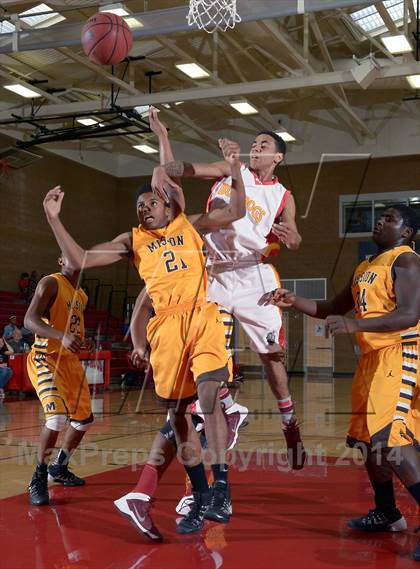 Thumbnail 1 in Mission vs. Encina Prep (Common Good Classic) photogallery.
