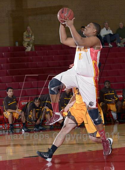 Thumbnail 3 in Mission vs. Encina Prep (Common Good Classic) photogallery.