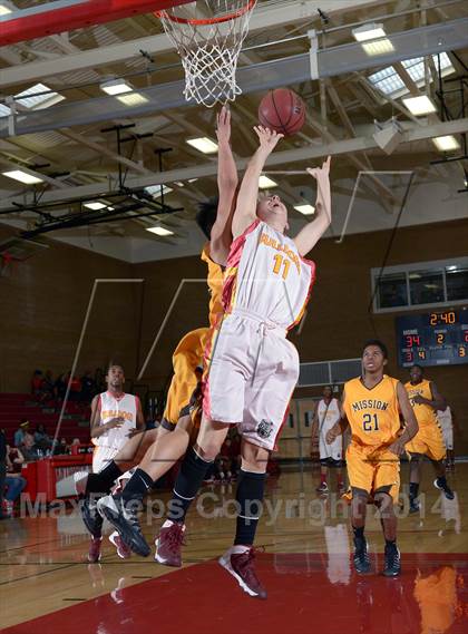 Thumbnail 1 in Mission vs. Encina Prep (Common Good Classic) photogallery.