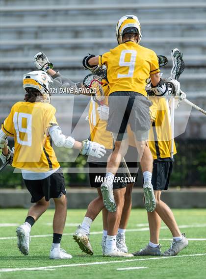 Thumbnail 3 in Bishop Fenwick @ Newburyport (MIAA Division 3 North Semifinal) photogallery.