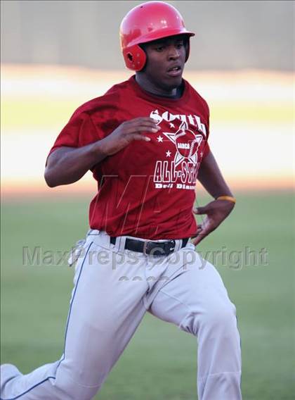 Thumbnail 3 in North vs. South (Austin Area All-Stars) photogallery.