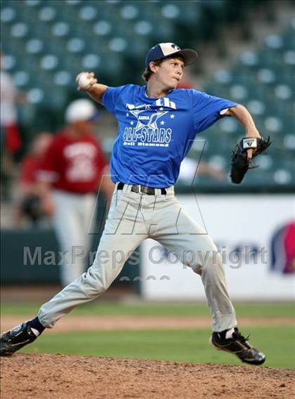 Thumbnail 1 in North vs. South (Austin Area All-Stars) photogallery.