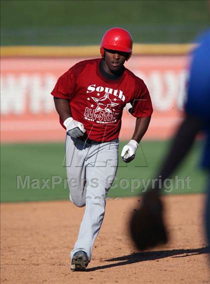 Thumbnail 2 in North vs. South (Austin Area All-Stars) photogallery.