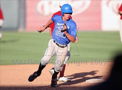 Thumbnail 1 in North vs. South (Austin Area All-Stars) photogallery.