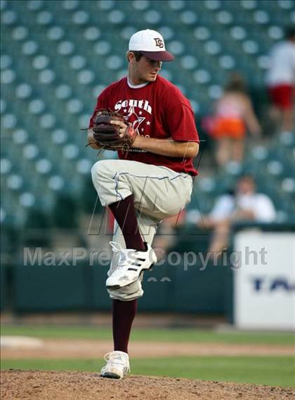 Thumbnail 1 in North vs. South (Austin Area All-Stars) photogallery.