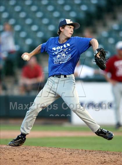 Thumbnail 3 in North vs. South (Austin Area All-Stars) photogallery.
