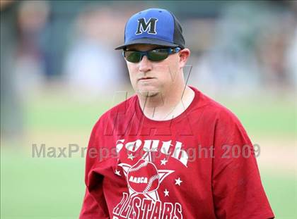 Thumbnail 2 in North vs. South (Austin Area All-Stars) photogallery.