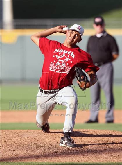 Thumbnail 2 in North vs. South (Austin Area All-Stars) photogallery.