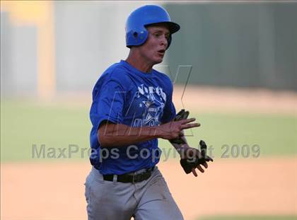 Thumbnail 3 in North vs. South (Austin Area All-Stars) photogallery.