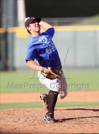 Thumbnail 2 in North vs. South (Austin Area All-Stars) photogallery.