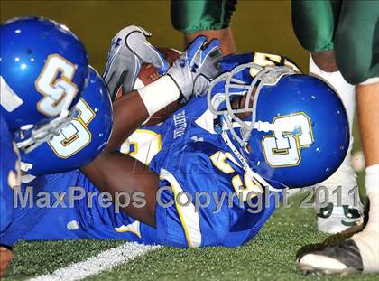 Thumbnail 2 in Gardena @ Charter Oak photogallery.