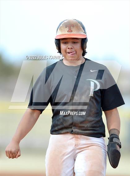 Thumbnail 2 in Green Valley vs Palo Verde photogallery.