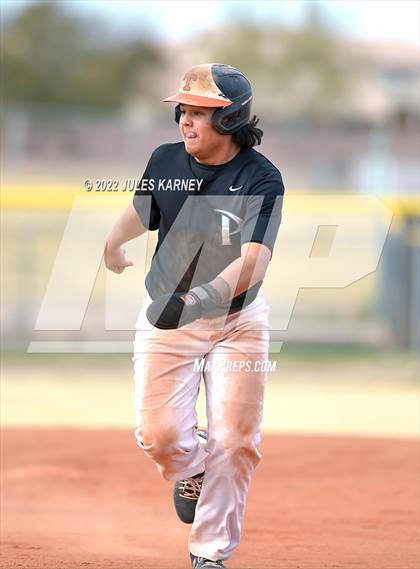 Thumbnail 2 in Green Valley vs Palo Verde photogallery.