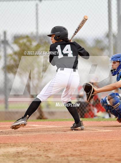 Thumbnail 1 in Green Valley vs Palo Verde photogallery.