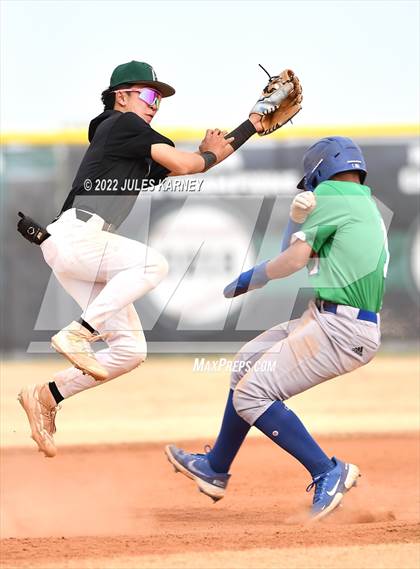 Thumbnail 3 in Green Valley vs Palo Verde photogallery.