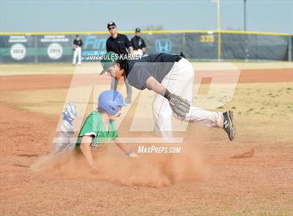 Thumbnail 3 in Green Valley vs Palo Verde photogallery.