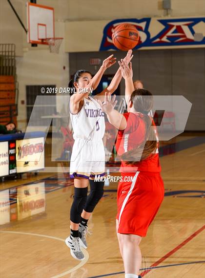Thumbnail 3 in Los Alamitos vs Valencia photogallery.