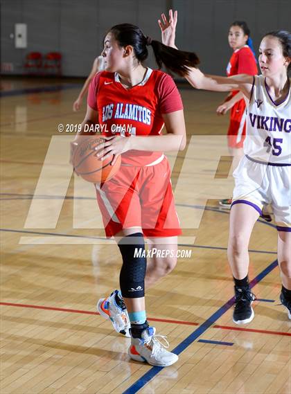 Thumbnail 1 in Los Alamitos vs Valencia photogallery.