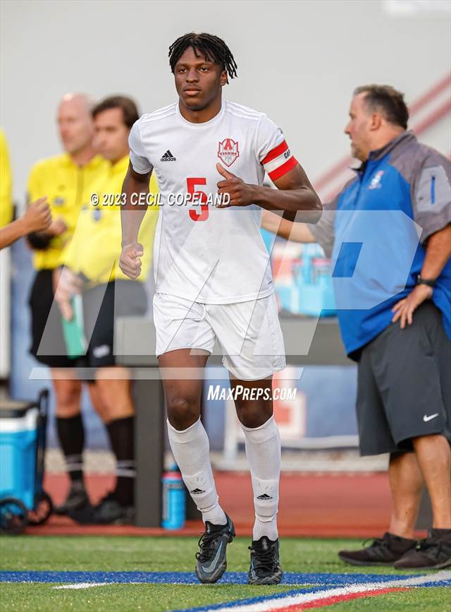 Photo 6 in the Archer Walton (GHSA 7A Semifinal) Photo Gallery (104