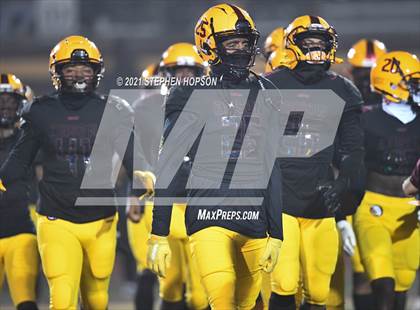 Thumbnail 2 in Edison vs. St. Mary's (CIF SJS D1 Round 2 Playoff) photogallery.