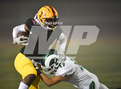 Thumbnail 3 in Edison vs. St. Mary's (CIF SJS D1 Round 2 Playoff) photogallery.