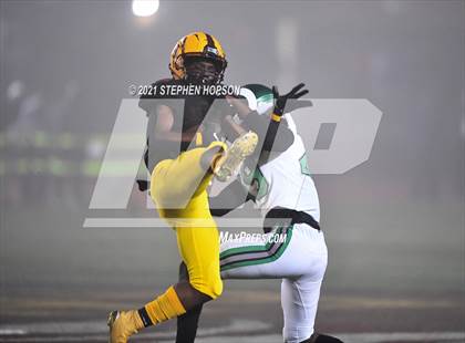 Thumbnail 3 in Edison vs. St. Mary's (CIF SJS D1 Round 2 Playoff) photogallery.
