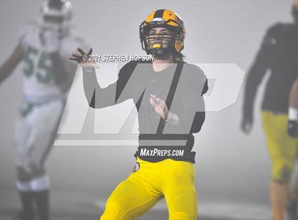 Thumbnail 3 in Edison vs. St. Mary's (CIF SJS D1 Round 2 Playoff) photogallery.