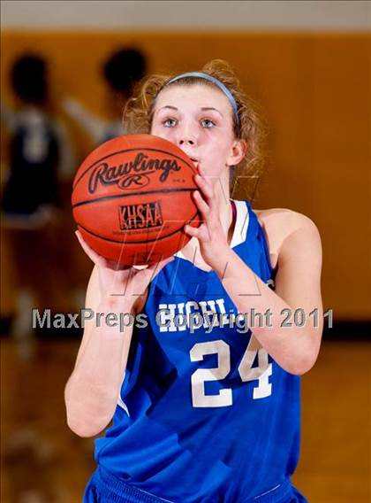 Thumbnail 3 in Highlands vs. Newport Central Catholic (36th District Championship) photogallery.
