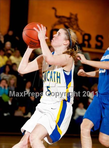 Thumbnail 3 in Highlands vs. Newport Central Catholic (36th District Championship) photogallery.
