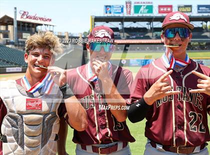 Thumbnail 2 in Magnolia West vs. Argyle (UIL 5A Baseball State Final Medal Ceremony) photogallery.