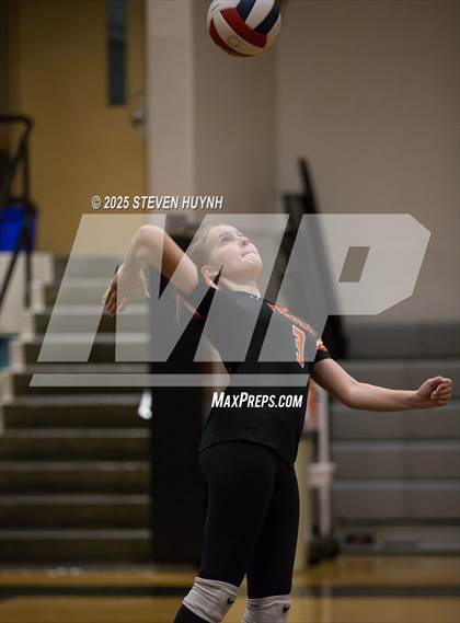 Thumbnail 2 in JV: Molalla @ Gladstone photogallery.