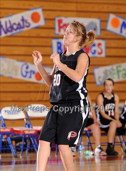 Thumbnail 1 in Galt vs. Livermore (Bulldog Winter Classic) photogallery.