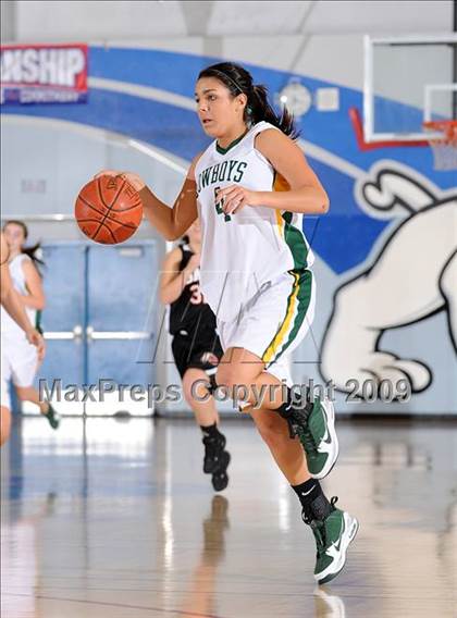 Thumbnail 3 in Galt vs. Livermore (Bulldog Winter Classic) photogallery.