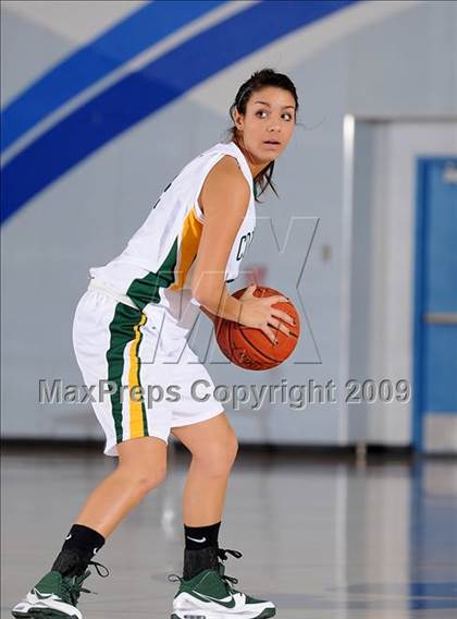 Thumbnail 1 in Galt vs. Livermore (Bulldog Winter Classic) photogallery.