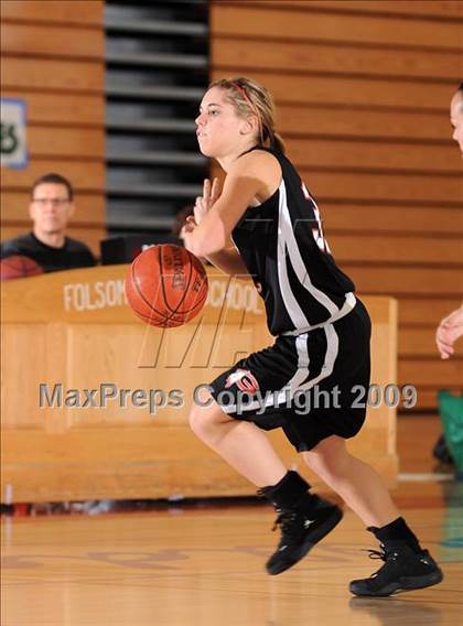 Thumbnail 2 in Galt vs. Livermore (Bulldog Winter Classic) photogallery.