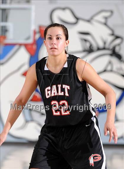 Thumbnail 3 in Galt vs. Livermore (Bulldog Winter Classic) photogallery.