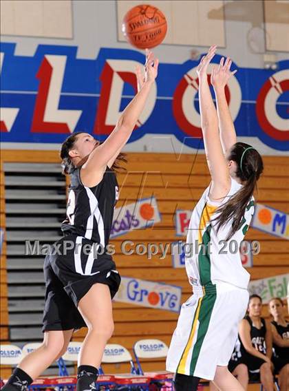 Thumbnail 1 in Galt vs. Livermore (Bulldog Winter Classic) photogallery.