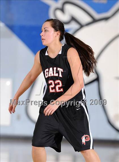 Thumbnail 3 in Galt vs. Livermore (Bulldog Winter Classic) photogallery.