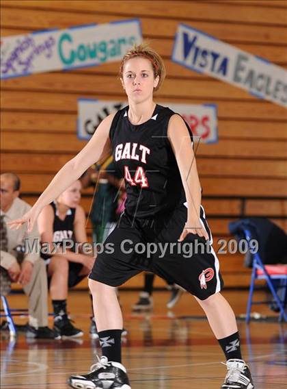 Thumbnail 3 in Galt vs. Livermore (Bulldog Winter Classic) photogallery.