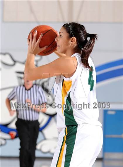 Thumbnail 1 in Galt vs. Livermore (Bulldog Winter Classic) photogallery.