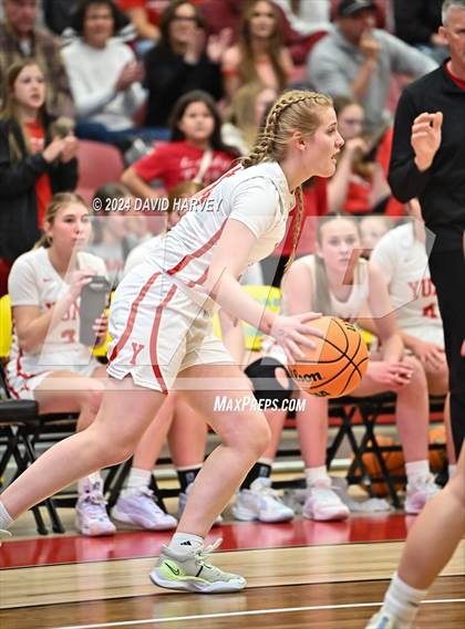 Thumbnail 1 in  St. Mary's vs Yuma (CHSAA 3A Final Four) photogallery.