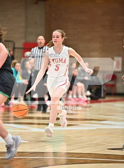 Thumbnail 3 in  St. Mary's vs Yuma (CHSAA 3A Final Four) photogallery.
