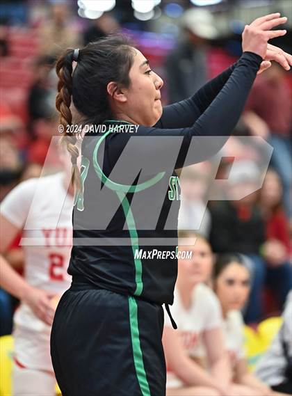 Thumbnail 1 in  St. Mary's vs Yuma (CHSAA 3A Final Four) photogallery.