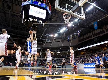 Thumbnail 2 in Covington Catholic vs Dixie photogallery.