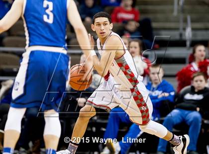 Thumbnail 3 in Covington Catholic vs Dixie photogallery.
