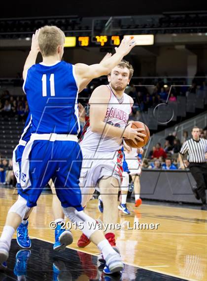 Thumbnail 2 in Covington Catholic vs Dixie photogallery.