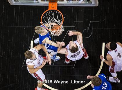 Thumbnail 3 in Covington Catholic vs Dixie photogallery.