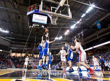 Thumbnail 2 in Covington Catholic vs Dixie photogallery.